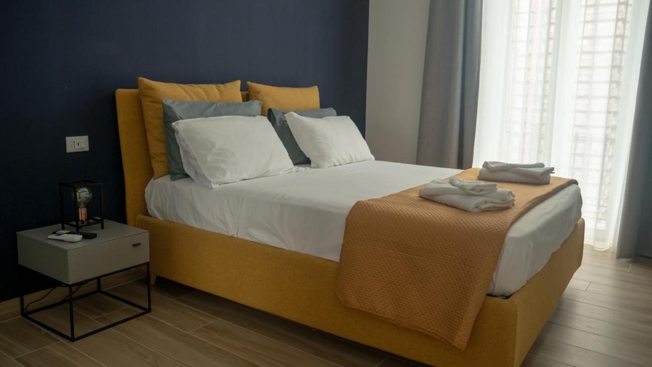 Urban Loft Napoli Lägenhet Exteriör bild