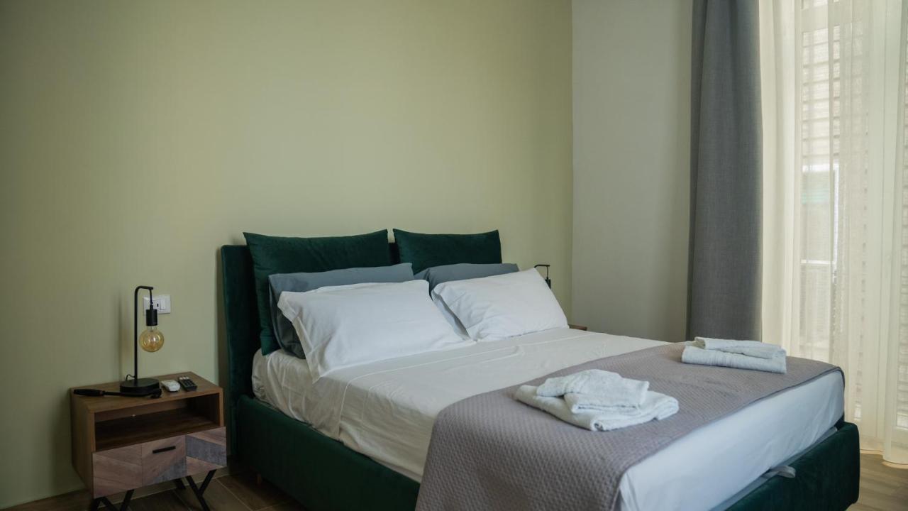 Urban Loft Napoli Lägenhet Exteriör bild