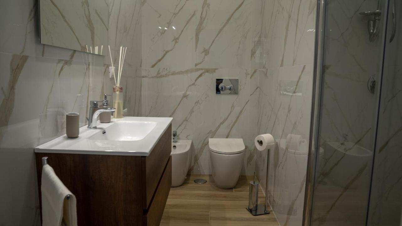 Urban Loft Napoli Lägenhet Exteriör bild